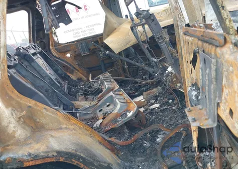 2002 GMC Envoy Sle/Slt из США, поврежденный, VIN 1GKDT13S722496406